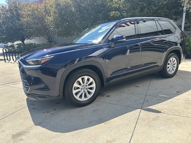 toyota grand highlander 2024 5TDAAAB5XRS045523 image toyota grand highlander 2024 5TDAAAB5XRS045523 image
